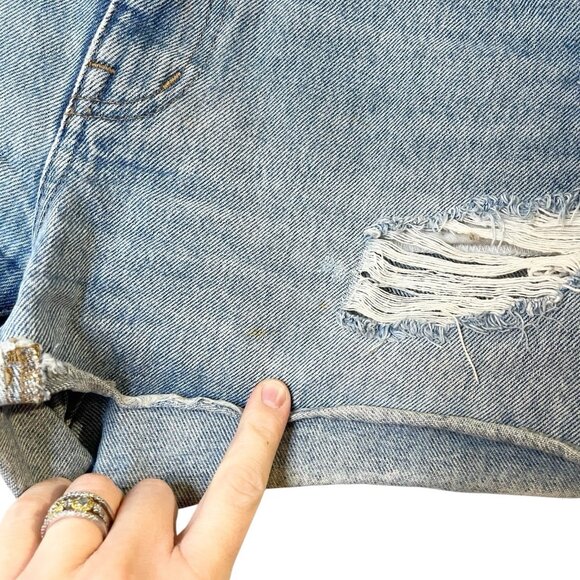 Madewell Relaxed Denim Shorts in Renfield Wash: Destructed Edition Size 27 - Picture 4 of 10